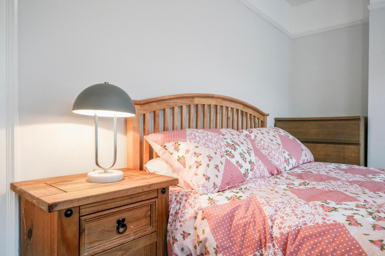 Close To City Centre Stylish 3 Bedroom House Belfast Exterior foto